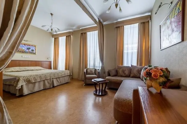 Deluxe Tek Büyük veya İki Ayrı Yataklı Oda