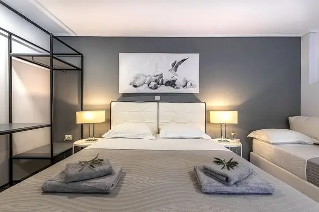 Deluxe Üç Kişilik Oda