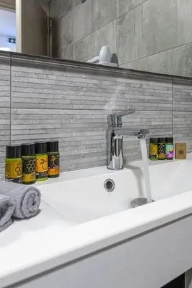 Deluxe Üç Kişilik Oda