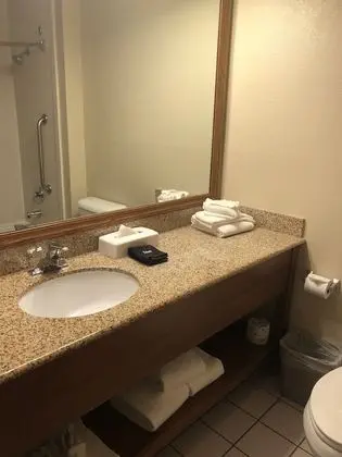 Standard Oda, Birden Çok Yatak, Engellilere Uygun, Sigara İçilmez