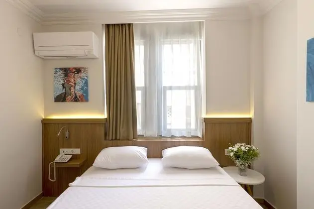 Apartment, Şehir Manzaralı
