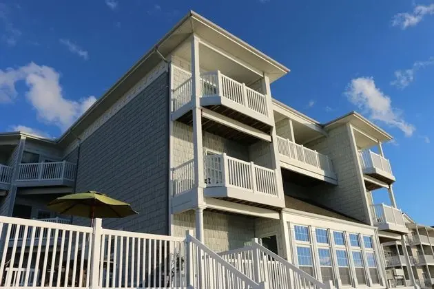 Direct Bay Front Double Queen Suite - Bayfront