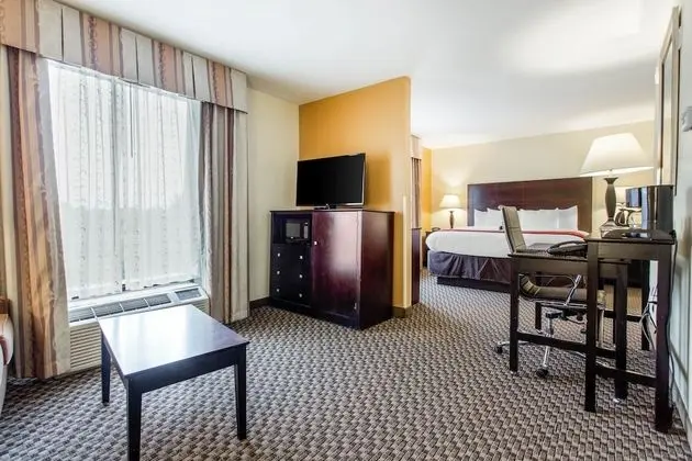 Süit, 1 En Büyük (King) Boy Yatak ve Çekyat, Engellilere Uygun, Sigara İçilmez