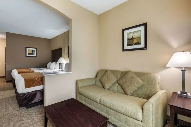 2 Queen Beds, Suite, Nonsmoking, Accessible