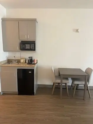 Süit, Sigara İçilmez (Upgrade, 2 King Beds)