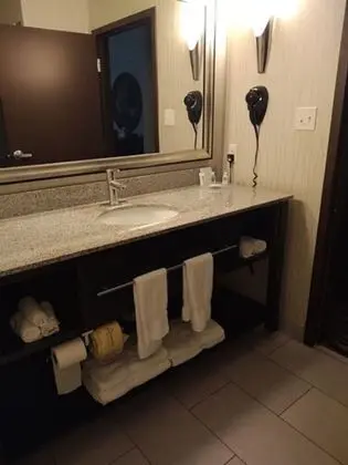 Süit, 2 Büyük (Queen) Boy Yatak, Sigara İçilmez