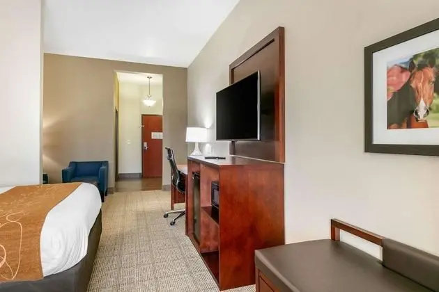 Two Queen Beds Suite - Non-Smoking.