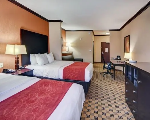 Süit, Sigara İçilmez (2 Queen Beds & 1 Sofa Bed)