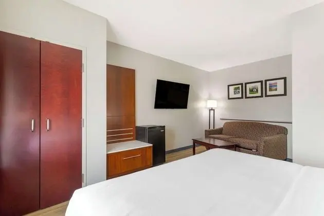 Suite, 1 King Bed with Sofa Bed Street View