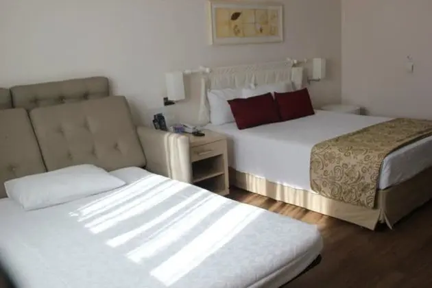 Superior Üç Kişilik Oda