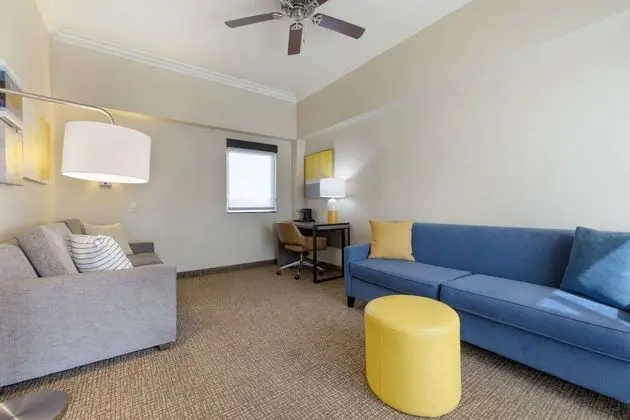 Deluxe Süit, 2 Büyük (Queen) Boy Yatak, Sigara İçilmez, Balkon (Sofa Bed, Living Room)