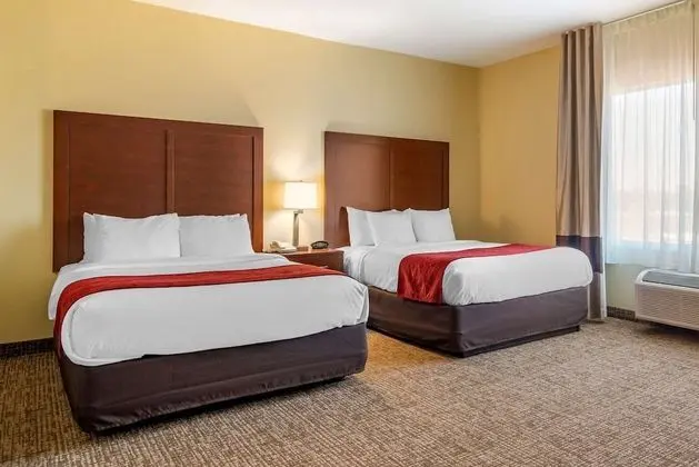 Deluxe Süit, Birden Çok Yatak, Sigara İçilmez
