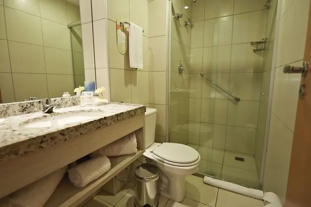 Superior Tek Büyük veya İki Ayrı Yataklı Oda