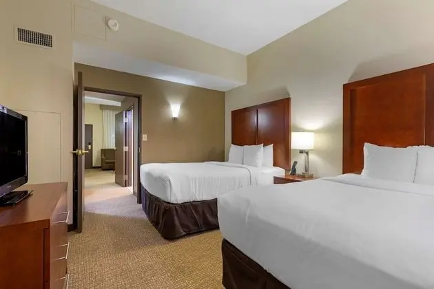 Suite 2 Doubles Non Smoking 2 person Sofabed