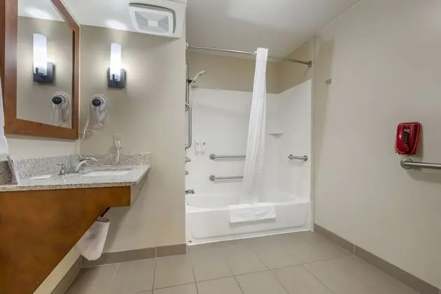 Süit, Birden Çok Yatak, Engellilere Uygun, Sigara İçilmez