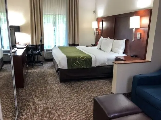 Süit, 1 En Büyük (King) Boy Yatak ve Çekyat, Engellilere Uygun, Sigara İçilmez