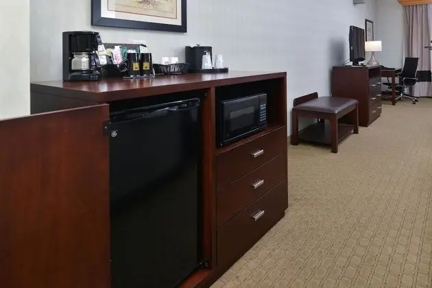 Süit, Sigara İçilmez (2 Queen Beds & 1 Sofa Bed)