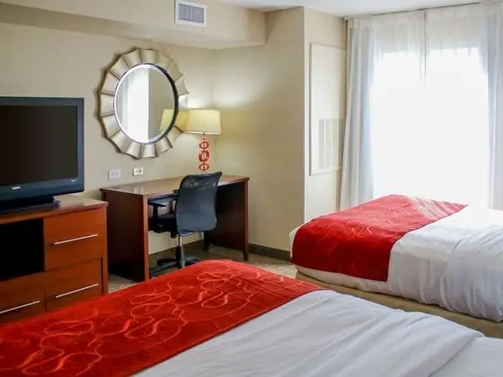 Deluxe Süit, 1 Yatak Odası, Sigara İçilmez (2 Queen Beds and Sofa Bed)