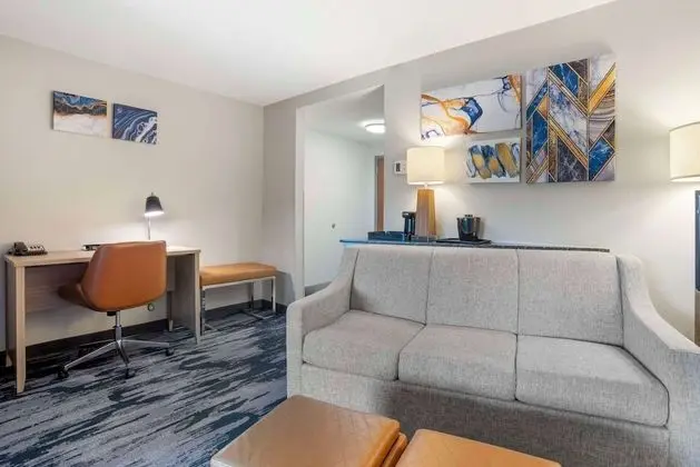 Süit, 1 En Büyük (King) Boy Yatak, Sigara İçilmez