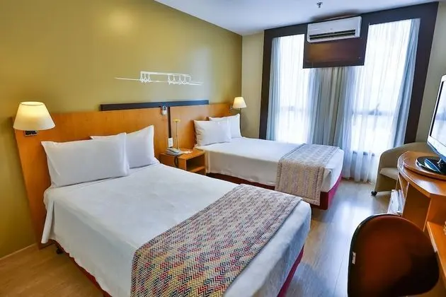 Deluxe Oda, 2 Tek Kişilik Yatak