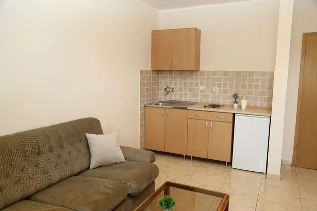 Comfort Apart Daire, Havuz Manzaralı