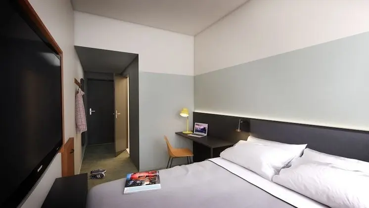 Moderate Room (140 cm bed)