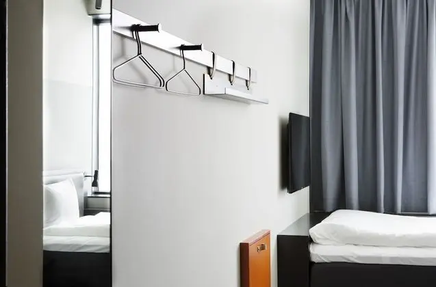 Moderate Room (140 cm bed)