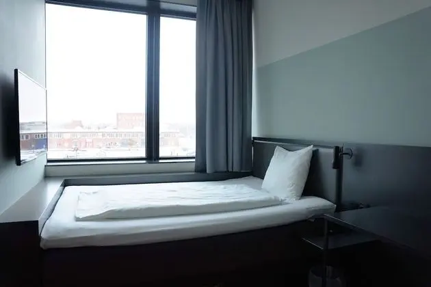 Moderate Room (140 cm bed)