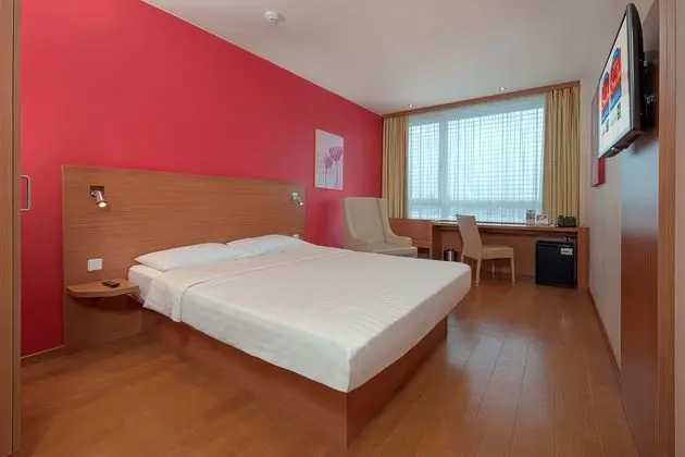 1 Çift ​​kişilik Yatak Business