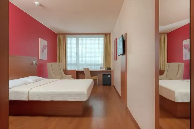 1 Çift ​​kişilik Yatak Business