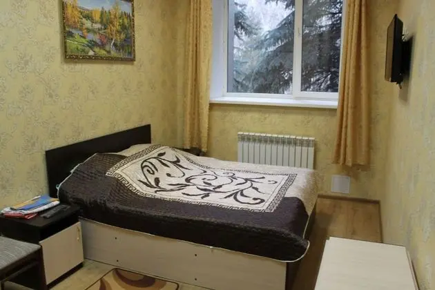 Business Tek Büyük Yataklı Oda