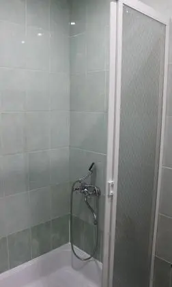 Business Tek Büyük Yataklı Oda