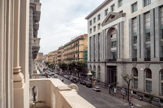 Junior Süit, Sıcak Su Havuzu, Şehir Manzaralı