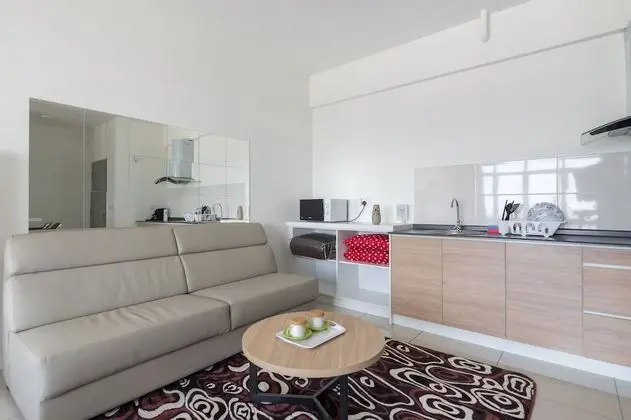 Stüdyo, Sigara İçilmez
