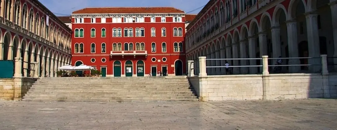 Apart Daire, 2 Tek Kişilik Yatak