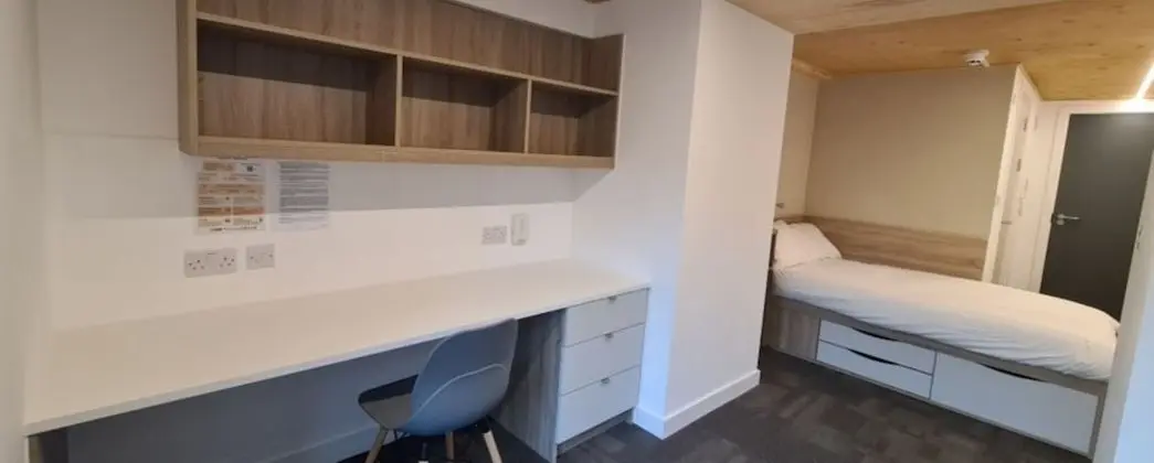 Deluxe Büyük Yataklı Tek Kişilik Oda