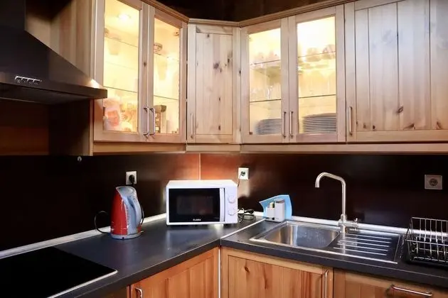 Kulübe, 2 Yatak Odası, Şömine