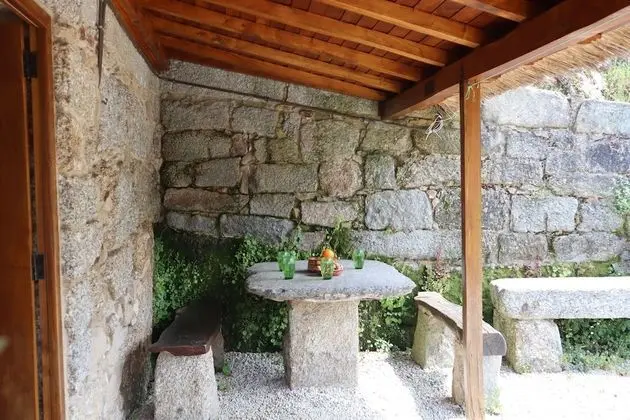 Kulübe, 2 Yatak Odası, Şömine