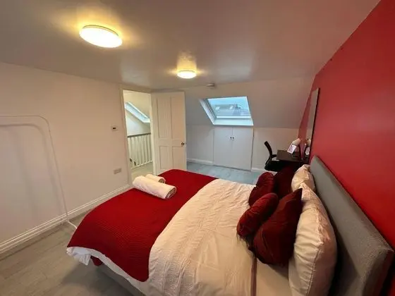 Ev (3 Bedrooms)