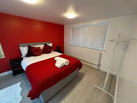 Ev (3 Bedrooms)