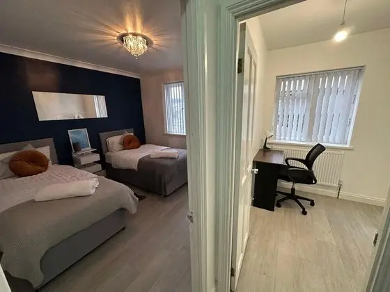 Ev (3 Bedrooms)