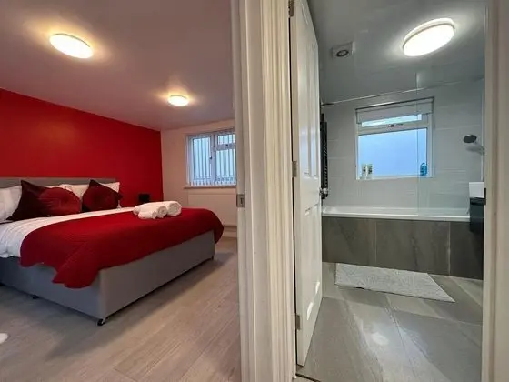 Ev (3 Bedrooms)