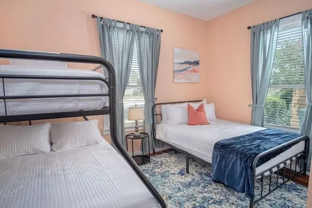 Ev (2 Bedrooms)