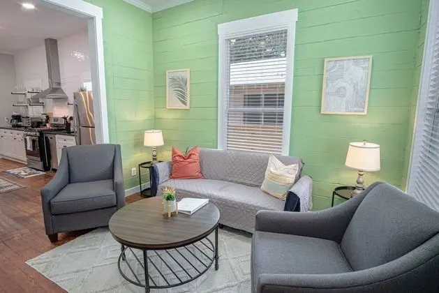 Ev (2 Bedrooms)