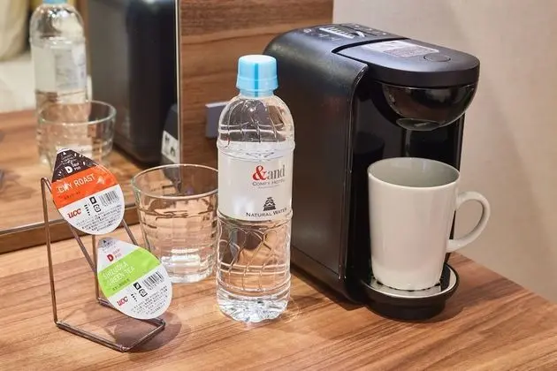 İki Ayrı Yataklı Oda, Sigara İçilmez