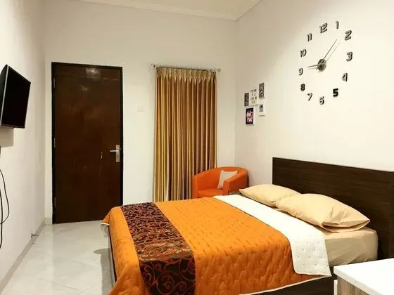 Comfort Tek Büyük Yataklı Oda (107)