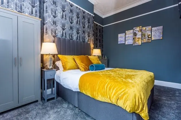 Luxury Tek Büyük Yataklı Oda, Banyolu/Duşlu