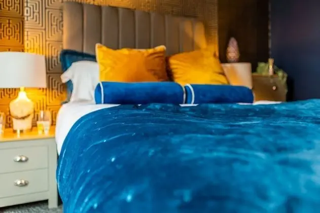Luxury Tek Büyük Yataklı Oda, Banyolu/Duşlu