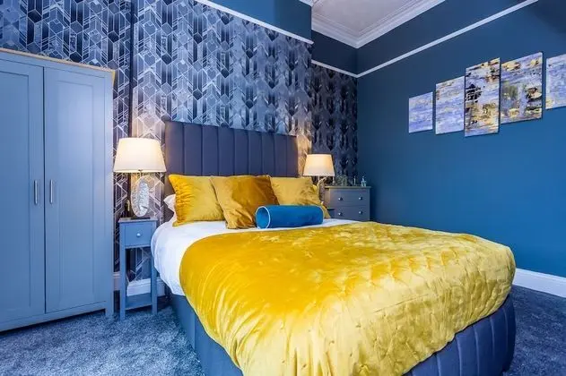 Luxury Tek Büyük Yataklı Oda, Banyolu/Duşlu