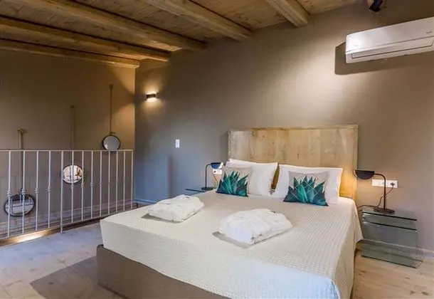 Family Sıra Ev, 1 Çift Kişilik Yatak ve Çekyat, Bahçeli (Comfy Townhouse Heraklion)